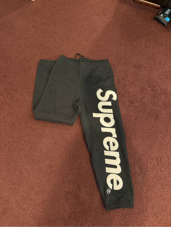 Supreme Other - Supreme Black Sweatpants with Large White Logo size small men’s